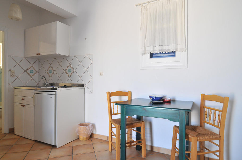 Votsalo Apartments Nausa Pokoj fotografie